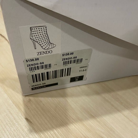 Black Aldo Suede Open Toe Bottie Embellished With Crystal Like Details Size 6 - Picture 7 of 8